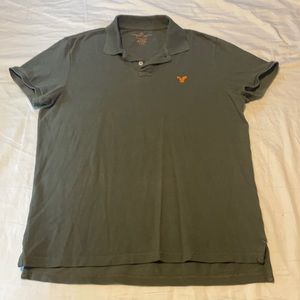 Men’s L dark green American Eagle polo shirt